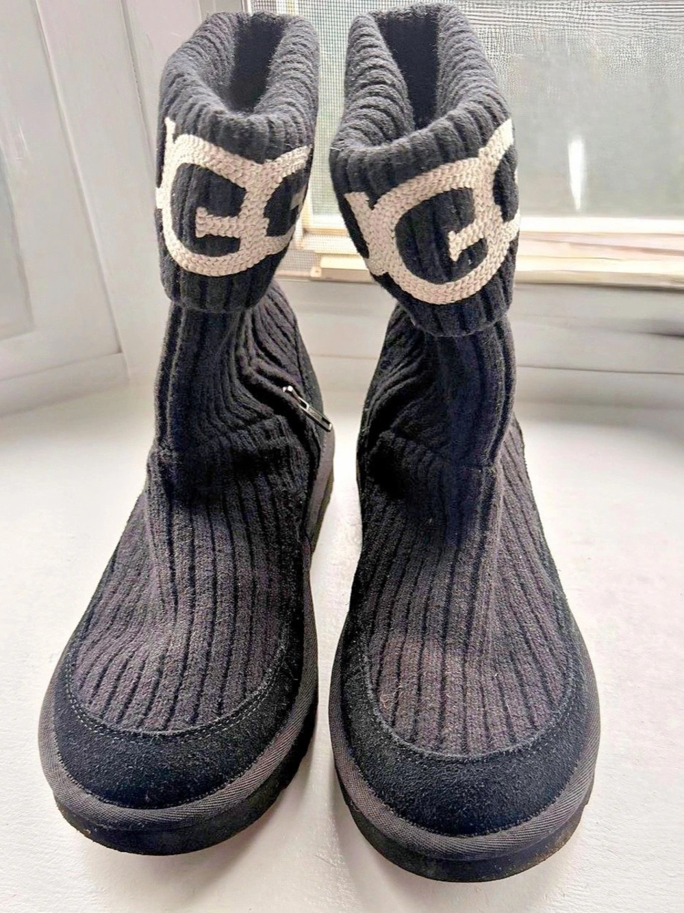 UGG Classic Pull On Knit Winter Boots Black US 9